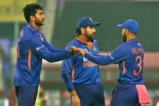 India beat West Indies by 17 runs to clean sweep the three-match T20I series