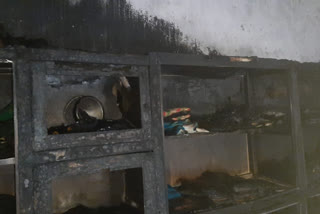 Fire at Saree Godown in Fulia