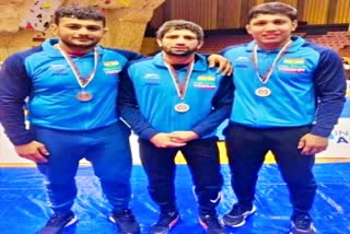 International wrestler Gaurav Baliyan  wrestler Gaurav Baliyan  Gaurav Baliyan won silver medal  Bulgaria  बुल्गारिया  अंतरराष्ट्रीय पहलवान गौरव बालियान  गौरव बालियान ने जीता रजत पदक