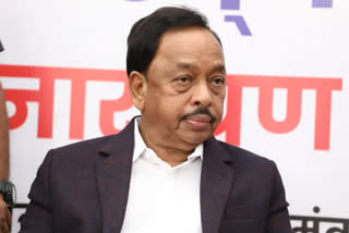 A team of civic officials on Monday inspected a bungalow owned by Union minister Narayan Rane in the upscale Juhu area here for alleged violation of CRZ norms.