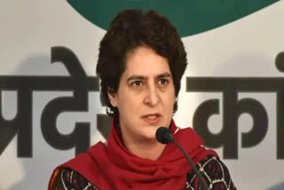 Big industrialist earns Rs 1,000 cr daily  Priyanka Gandhi against central government  UP elections 2022  election updates UP  വ്യവസായികൾ പ്രതിദിനം 1000 കോടി സമ്പാദിക്കുന്നു  കേന്ദ്രസർക്കാരിനെതിരെ പ്രിയങ്ക ഗാന്ധി  യുപി തെരഞ്ഞെടുപ്പ് 2022