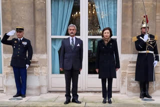 External Affairs Minister S Jaishankar met French Defence Minister Florence Parly here on Monday and discussed contemporary developments as the two leaders affirmed their commitment to cooperate on new and emerging security challenges.