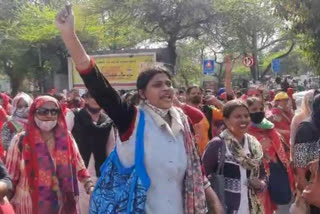 Anganwadi workers foot march to house of Social Welfare Minister