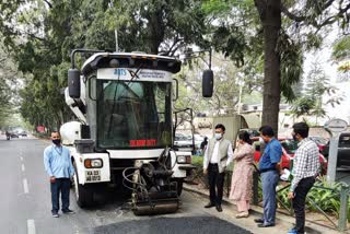 New technology python machine close Pits in roads in Bangalore