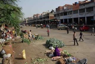 Increase in price of vegetables in Okhla vegetable market people are feeling sad due to inflation