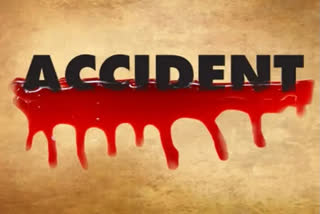 Four dead, one injured in a road accident in Jalgaon