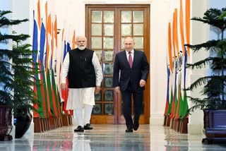 PM Modi to speak to Russian President Putin shortly  റഷ്യ-യുക്രൈൻ യുദ്ധം  PM Modi to speak to Russian President Putin  RUSSIA VS UKRAINE  Russia attack Ukraine  Russia Ukraine War  Russia Ukraine News  Russia Ukraine Crisis News  Russia-ukraine conflict  vladimir putin  Russia-Ukraine War Crisis  russia declares war on ukraine  Russia-Ukraine live news  മോദി അൽപസമയത്തിനകം പുടിനുമായി സംസാരിക്കും  റഷ്യ-യുക്രൈൻ യുദ്ധത്തിൽ ഇടപെടലുമായി ഇന്ത്യ  യുക്രൈനിൽ സൈനിക നീക്കം നടത്തി റഷ്യ