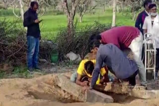 Rajasthan 4 year old boy fell into borewell  rescue of 4 year old operation is underway  Rajasthan borewell accident  രാജസ്ഥാൻ കുഴൽക്കിണർ അപകടം  സിക്കാറിൽ നാലുവയസുകാരൻ കുഴൽക്കിണറിൽ വീണു  നാലുവയസുകാരനുള്ള രക്ഷാപ്രവർത്തനം പുരോഗമിക്കുന്നു