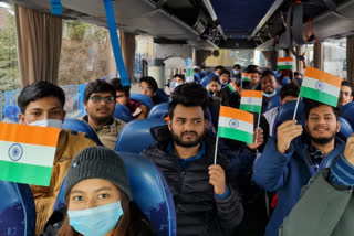 A new advisory issued by the Indian Embassy in Hungary has informed that the embassy is working with the government of Hungary to aid with the smooth entry of students fleeing Ukraine through the Zahony-Uzhhorod border crossing.