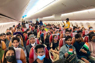 آپریشن گنگا کے تحت 240 بھارتی شہریوں دہلی کے لئے روآنہ
