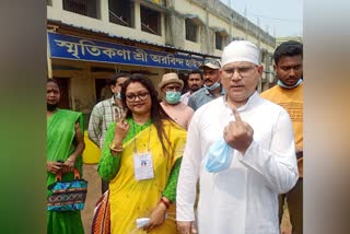 TMC leader Sujoy Hazra with wife