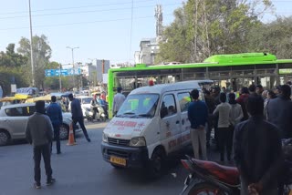 road-accident-in-delhi-lajpat-nagar