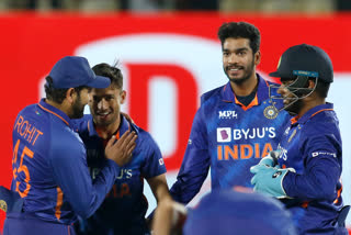IND VS SL: Mid innings report
