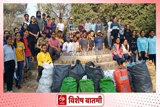 Aurangabad Youth Collect Garbage