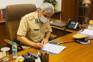 The Maharashtra government has appointed former state acting DGP Sanjay Pandey as the new Mumbai police commissioner