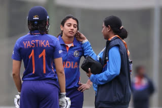 Mandhana  stable after being hit on head