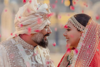 Luv Ranjan Alisha Vaid wedding pictures,Luv Ranjan Alisha Vaid wedding,Luv Ranjan Alisha Vaid wedding pics,Luv Ranjan marries Alisha Vaid,ಲವ್ ರಂಜನ್ ಮತ್ತು ಅಲಿಶಾ ವೈದ್ ಮದುವೆ ಫೋಟೋ,ಬಾಲಿವುಡ್‌ನ ನಿರ್ದೇಶಕ ಕಮ್ ನಿರ್ಮಾಪಕ ಲವ್ ರಂಜನ್ ಮದುವೆ,ದೀರ್ಘಕಾಲದ ಗೆಳತಿ ಅಲಿಶಾ ವೈದ್ ಅವರೊಂದಿಗೆ ಮದುವೆಯಾದ ಲವ್ ರಂಜನ್,ಲವ್ ರಂಜನ್ ನಿರ್ದೇಶನ ಬಾಲಿವುಡ್​ ಸಿನಿಮಾಗಳು