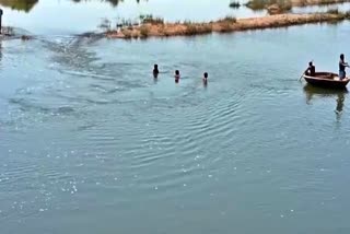 two-students-died-in-river-at-gadaga