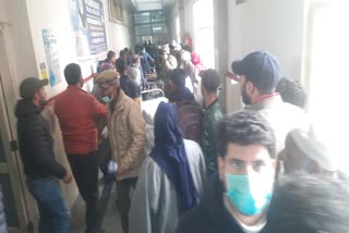 several-injured-in-cylinder-blast-at-maternity-hospital-in-anantnag