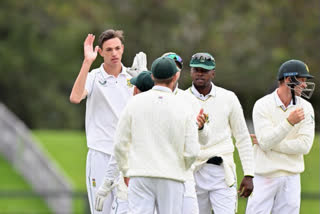 South Africa beats New Zealand by 198 runs, splits series