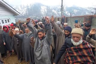 Gujjars Protest in Kangan, Ganderbal:گجر طبقہ سے وابستہ افراد کا گاندربل میں احتجاج