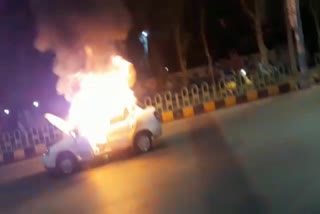 Car caught fire near CM House in raipur