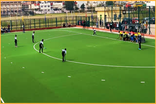 Girls Hockey Competition started in una