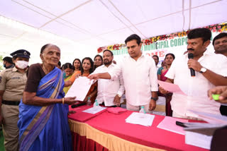 minister KTR Inaugurate double bed room houses in maredpally