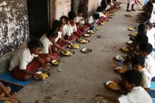 Food Packet to School Children in Jharkhand