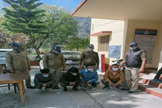 4-smack-smugglers-arrested-in-uttarkashi