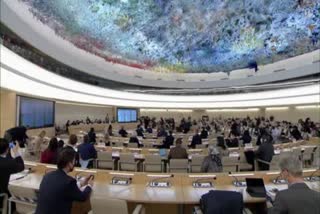 UNHRC votes for probe into Russia Ukraine invasion  UN Human Rights Council votes for Expert committee  Expert committee to monitor Russias human rights Violation in Ukraine  യുക്രൈൻ റഷ്യ മനുഷ്യാവകാശലംഘനങ്ങൾ നിരീക്ഷിക്കാൻ വിദഗ്‌ധ സമിതി  യുക്രൈൻ മനുഷ്യാവകാശലംഘനങ്ങൾ നിരീക്ഷിക്കാൻ സമിതി  യുക്രൈന് യുഎൻ മനുഷ്യാവകാശ സംഘടന പിന്തുണ  റഷ്യൻ സൈന്യത്തെ നിരീക്ഷിക്കാൻ മൂന്നംഗ വിദഗ്‌ധ സമിതി  റഷ്യ യുക്രൈൻ യുദ്ധം  russia ukraine war  india and china in UN Human Rights Council