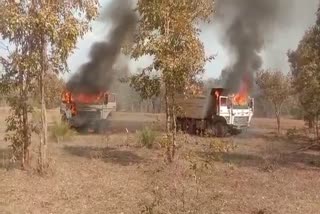 Naxalites set fire to vehicles in Kanker