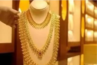 kerala gold price  gold price and Ukrain Russia war  russia ukrain conflict impacts gold price  കേരളത്തിലെ സ്വര്‍ണവില  സ്വര്‍ണവിലയും റഷ്യ യുക്രൈന്‍ യുദ്ധവും