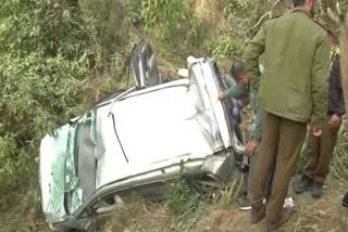 Road Accident: ଖାଇକୁ ଖସିଲା କାର, ୫ମୃତ ଜଣେ ଆହାତ