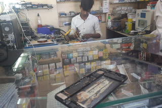 iPhone battery exploded in Mandsaur