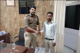 पुलिस ने परिजनों को लौटाए बच्चे