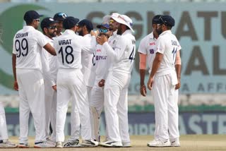 Jadeja five-for rolls over Sri Lanka for 174 as India stride towards facile win