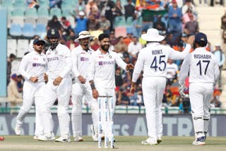 india vs srilanka test series  ഇന്ത്യ ശ്രീലങ്ക ടെസ്റ്റ്  മൊഹാലി ടെസ്റ്റില്‍ ഇന്ത്യക്ക് കൂറ്റന്‍ ജയം  സ്‌പിന്നിൽ കറങ്ങി വീണ് ലങ്ക  Sri Lanka fell on the spin  india won by innings and 222 runs  1ST TEST INDIA BEAT SRI LANKA  ഇന്ത്യ ശ്രീലങ്കയെ തകര്‍ത്തു