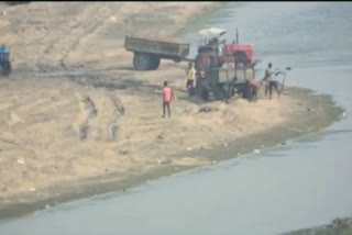 illegal sand business in dhanbad