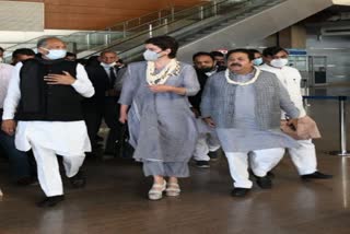 Priyanka Gandhi reached Jaipur