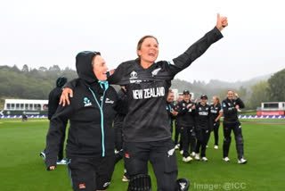New Zealand canter to nine-wicket victory over Bangladesh