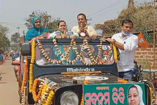 ଖୋର୍ଦ୍ଧାରେ ବିଜେଡିର ଗୋଷ୍ଠୀ କନ୍ଦଳ ! ସ୍ୱାଧୀନ ଅଧକ୍ଷା ପ୍ରାର୍ଥୀ ହେଲେ ବିଜେଡି ନଗର ସଭାପତିଙ୍କ ପତ୍ନୀ