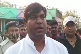 Mukesh Sahni Visited fish market in Patna