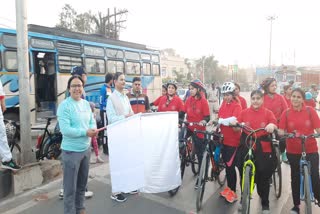 Cycle rally organized in Satna on Women's Day