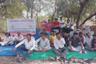 Land Mafia In Kutch: ઘુડખર અભ્યારણની જમીન પર ભૂમાફિયાઓએ બનાવ્યા મીઠાના કારખાના, ગ્રામલોકોએ આપી આત્મવિલોપનની ચીમકી