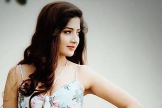 actress poonam kaur