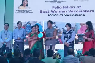 Sheela Devi gets Best Woman Vaccinator Award