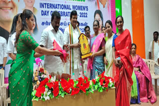 Women's Day 2022  International Women's Day  Women's Day significance  International Women's Day 2022  Women's Day celebration  Women's Day celebration by Congress  k s Alagiri took part in women's day celebration  vasanth and co  சார்பில் சர்வதேச பெண்கள் தின விழா  பெண்கள் தின விழா  பெண்கள் தின விழா 2022  சார்பில் சர்வதேச பெண்கள் தின விழா 2022  பெண்கள் தின விழா கொண்டாட்டம்  சென்னையில் பெண்கள் தின விழா கொண்டாட்டம்  காங்கிரஸ் சார்பில் பெண்கள் தினவிழா  கே எஸ் அழகிரி  பெண்கள் தின விழாவில் கலந்துக் கொண்ட அழகிரி  வசந்தன்கோ