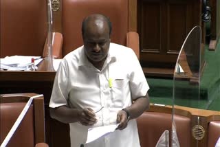 Congress Members outraged against former CM HD Kumaswamy in Assembly session