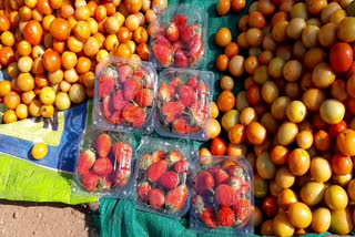 Strawberries are sold on footpath in Hazaribag